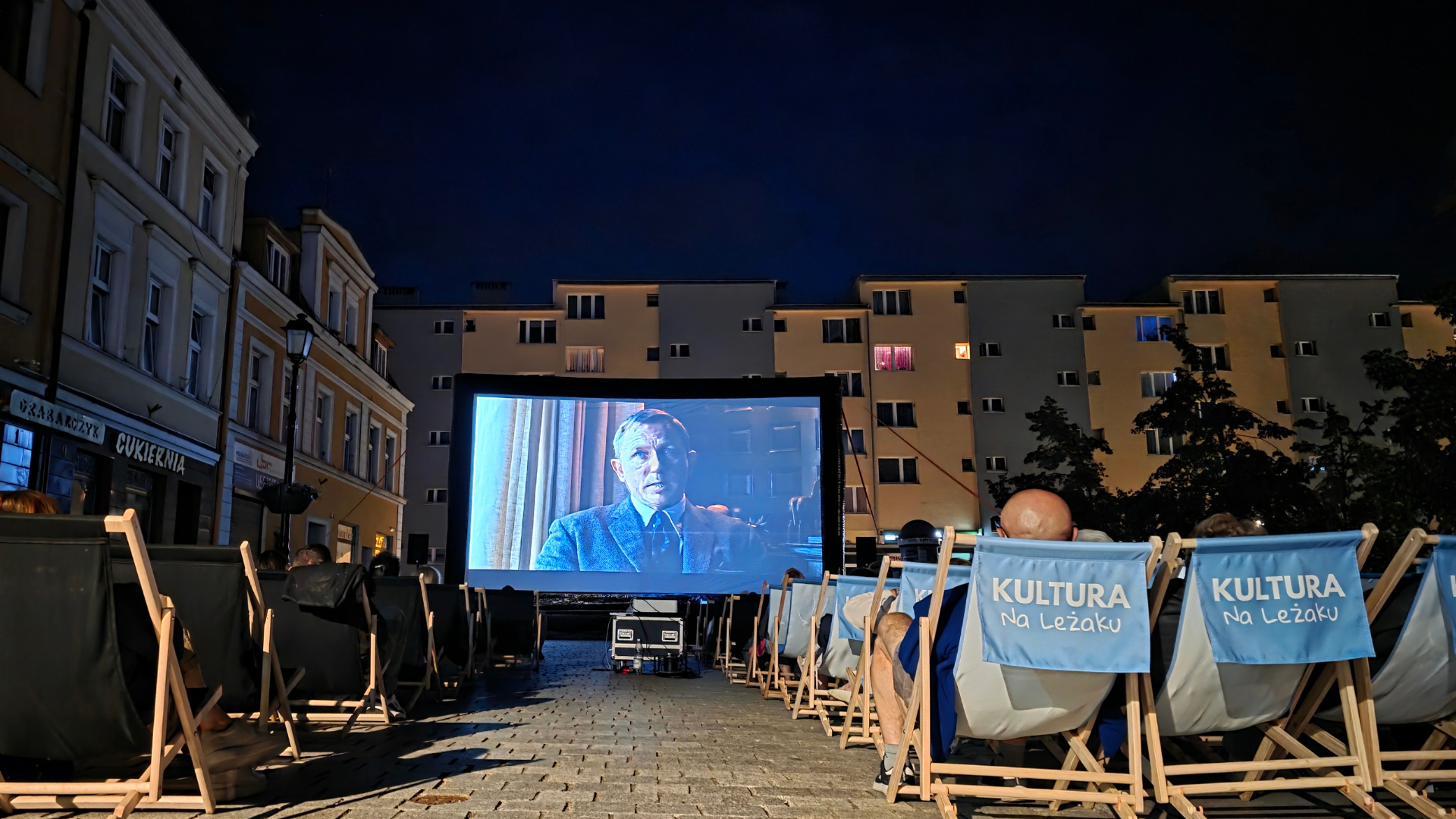 Kino plenerowe w mieście